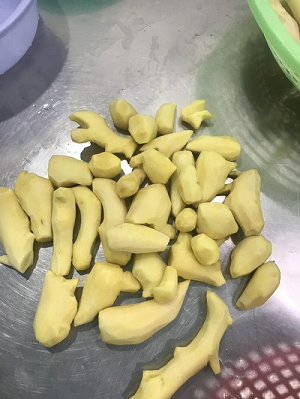 الزنجبيل المقشر