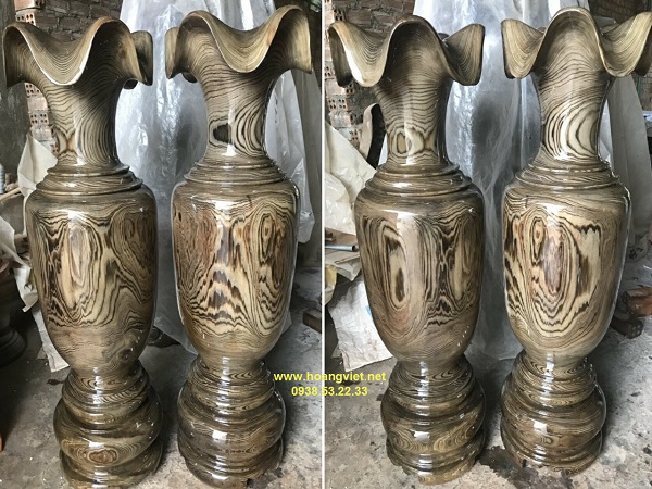 المزهرية الكبيرة الخشبية